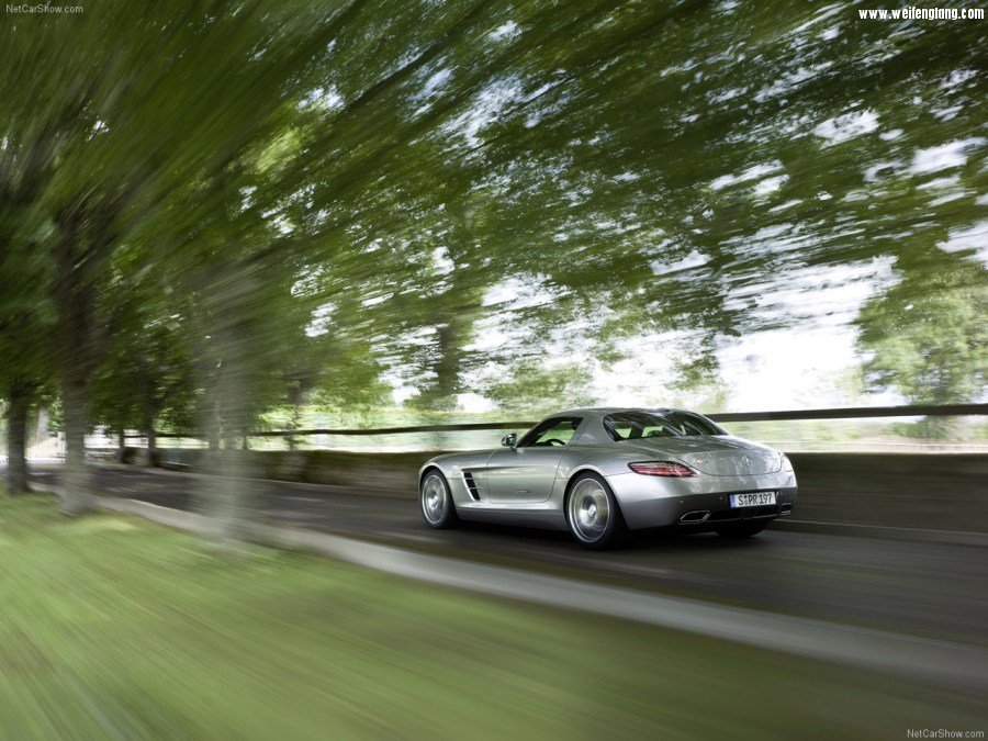 Mercedes-Benz-SLS_AMG-2011-1280-4e.jpg