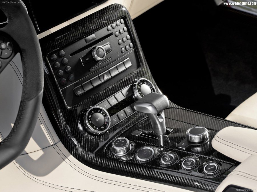 Mercedes-Benz-SLS_AMG-2011-1280-83.jpg