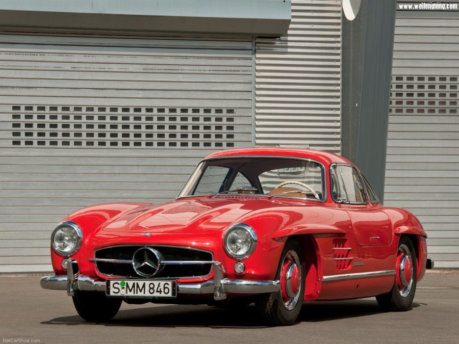 Mercedes-Benz-300_SL_Gullwing-1954-1280-02.jpg