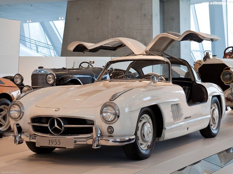 Mercedes-Benz-300_SL_Gullwing-1954-1280-0c.jpg