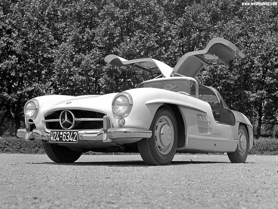 Mercedes-Benz-300_SL_Gullwing-1954-1280-1d.jpg