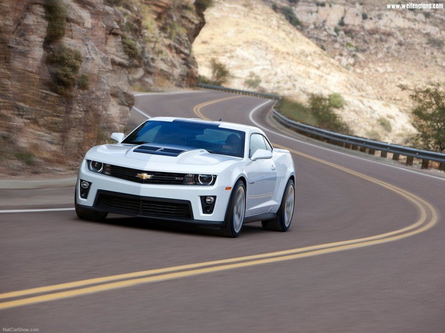 Chevrolet-Camaro_ZL1-2012-1280-08.jpg