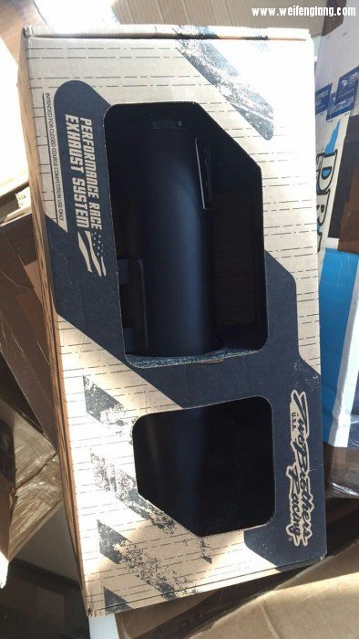 750兄弟排气.jpg