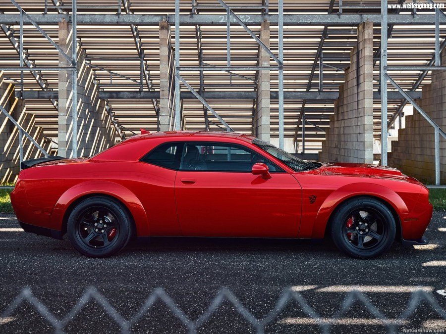 Dodge-Challenger_SRT_Demon-2018-1280-19.jpg