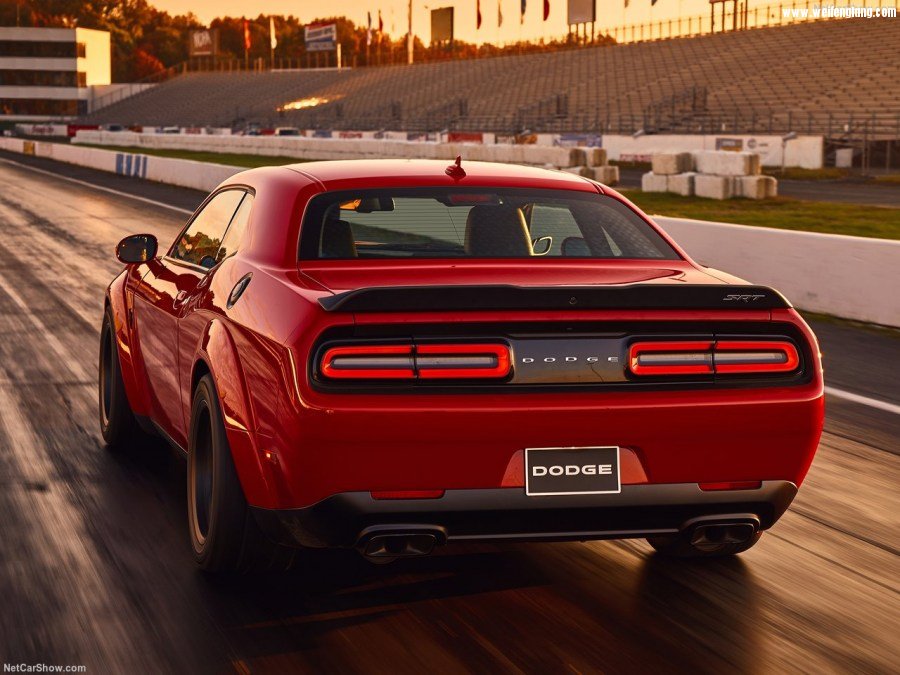 Dodge-Challenger_SRT_Demon-2018-1280-26.jpg