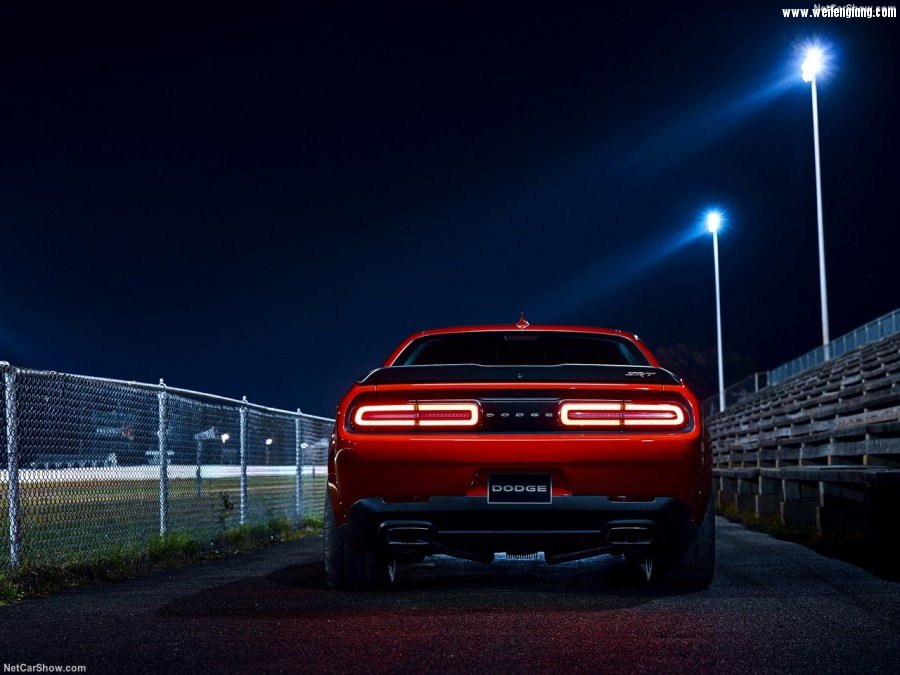 Dodge-Challenger_SRT_Demon-2018-1280-31.jpg