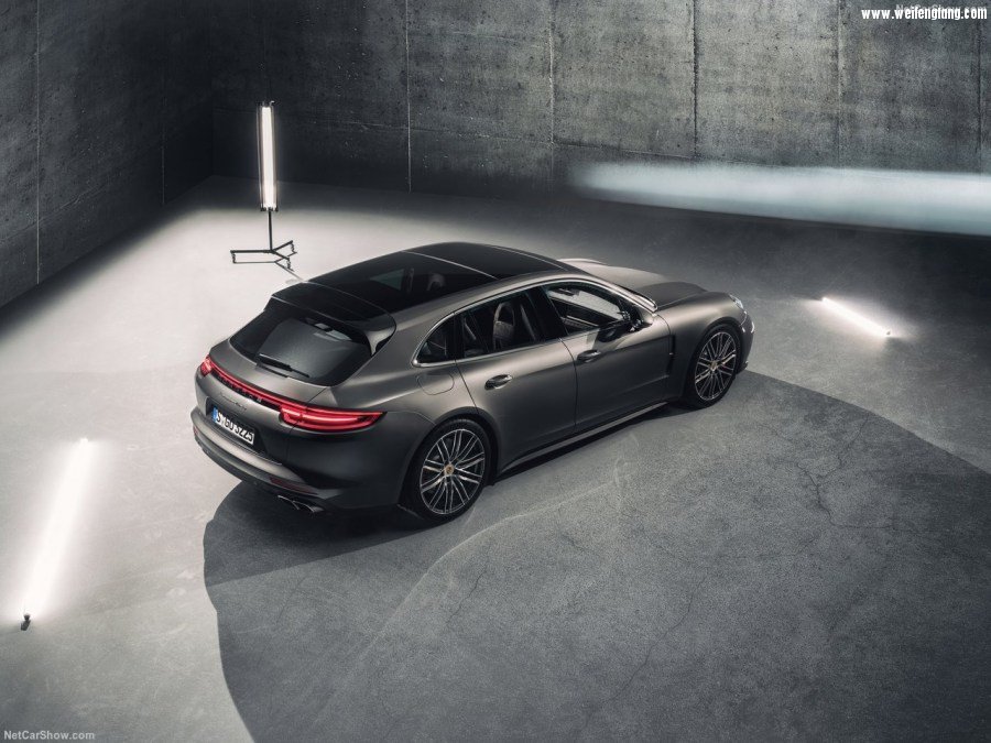 Porsche-Panamera_Sport_Turismo-2018-1280-0c.jpg