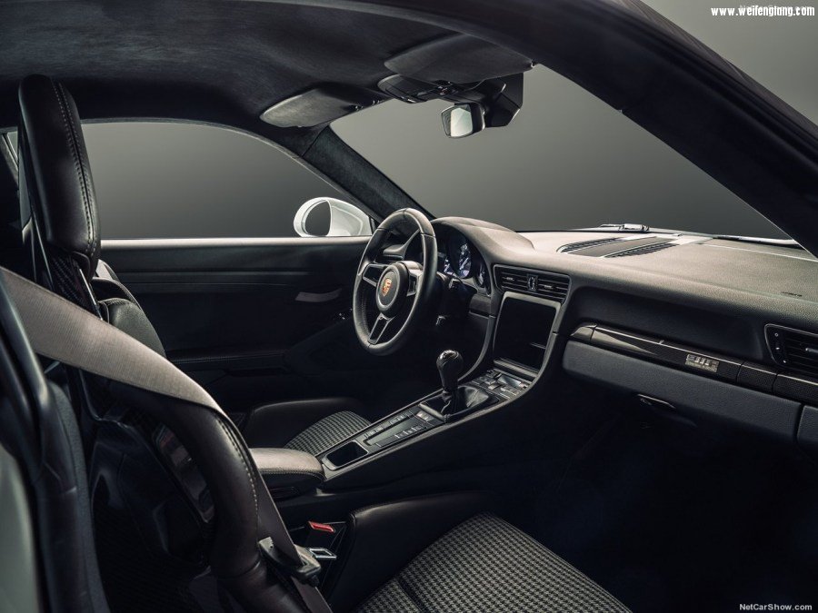 Porsche-911_R-2017-1280-37.jpg
