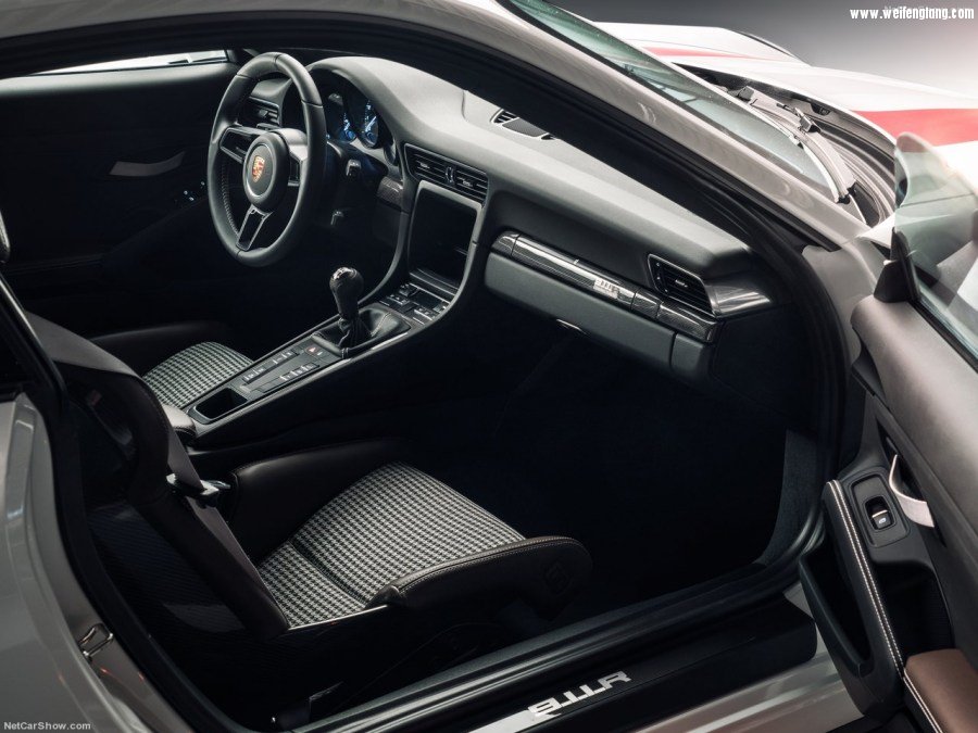 Porsche-911_R-2017-1280-39.jpg