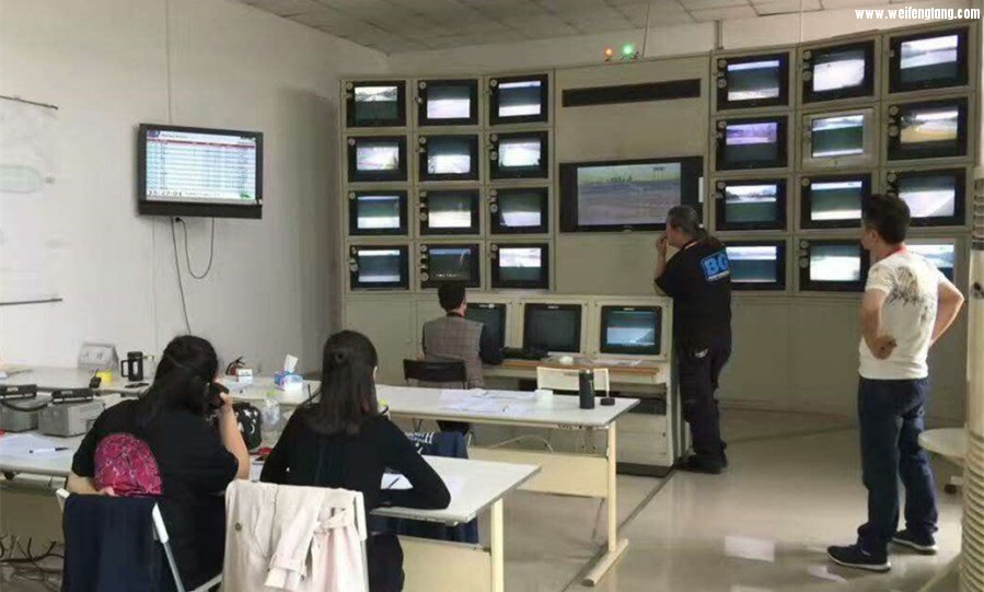 控制室_副本.jpg