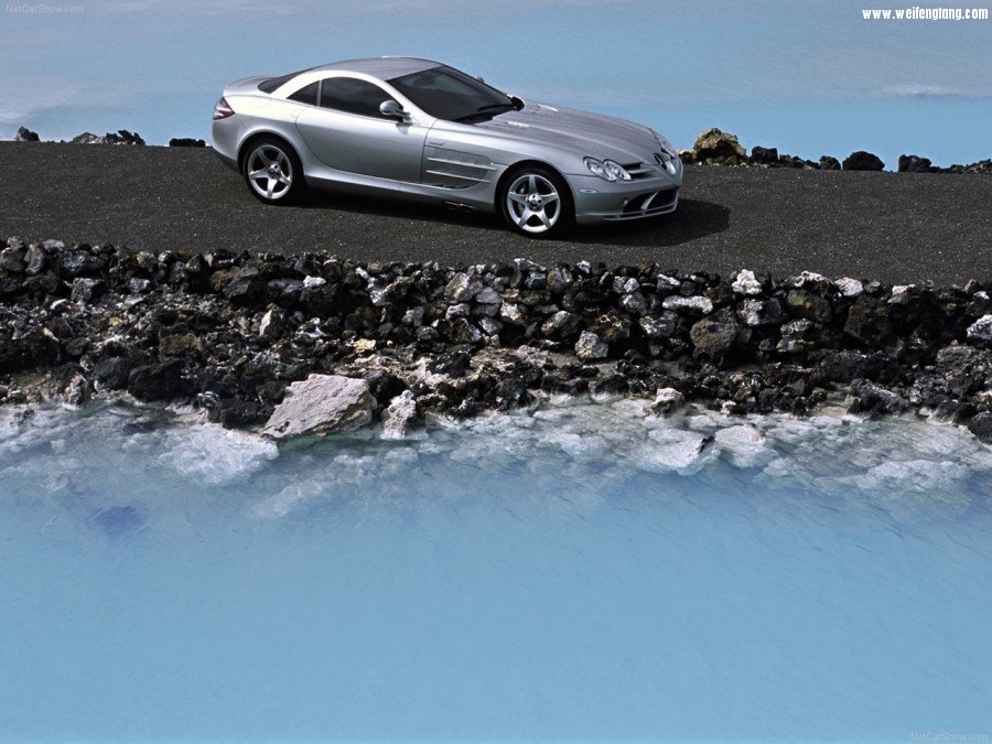 Mercedes-Benz-SLR_McLaren-2004-1280-32.jpg