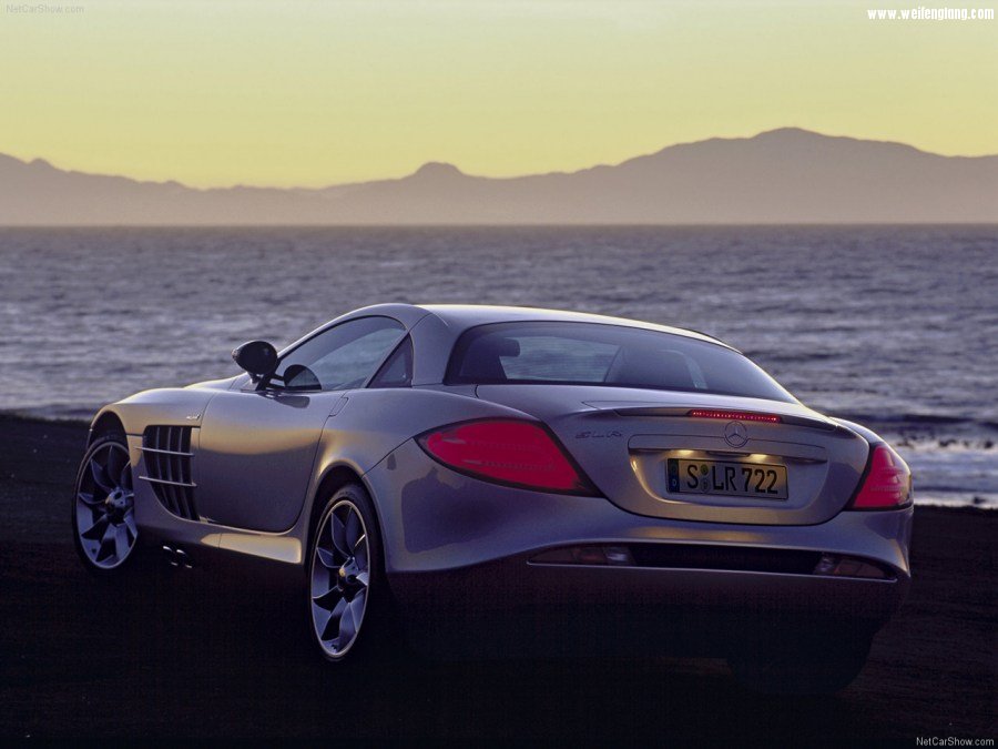 Mercedes-Benz-SLR_McLaren-2004-1280-63.jpg