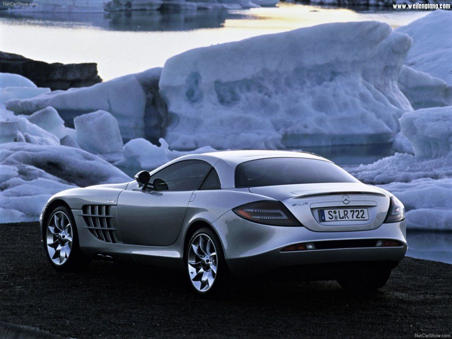 Mercedes-Benz-SLR_McLaren-2004-1280-69.jpg