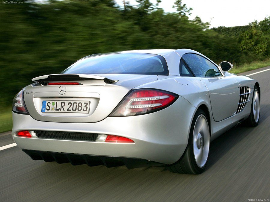 Mercedes-Benz-SLR_McLaren-2004-1280-6d.jpg