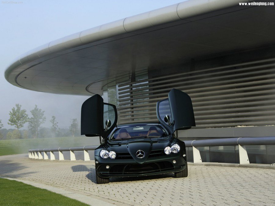 Mercedes-Benz-SLR_McLaren-2004-1280-7a.jpg