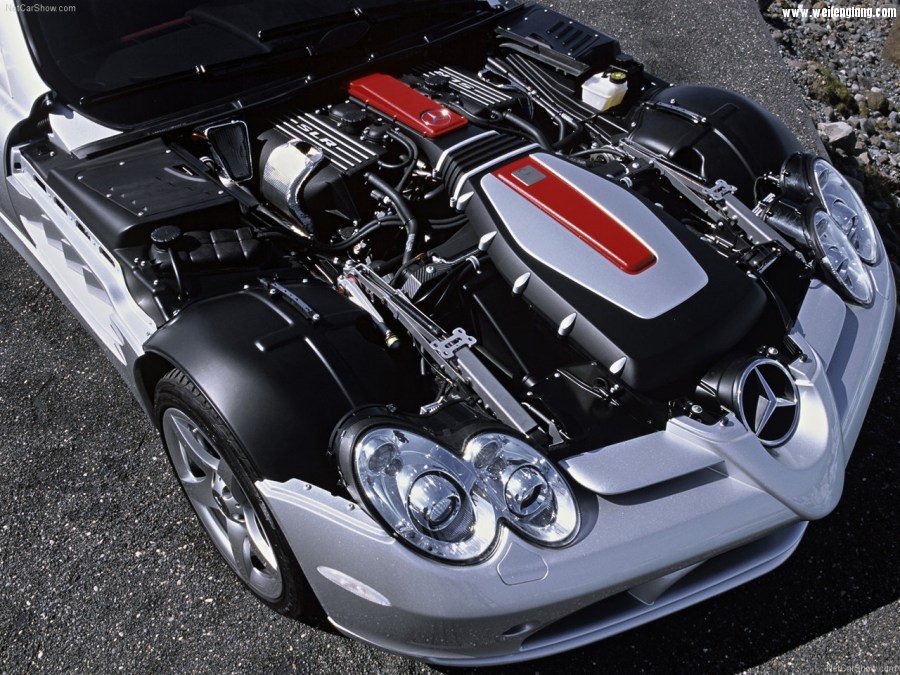 Mercedes-Benz-SLR_McLaren-2004-1280-c4.jpg