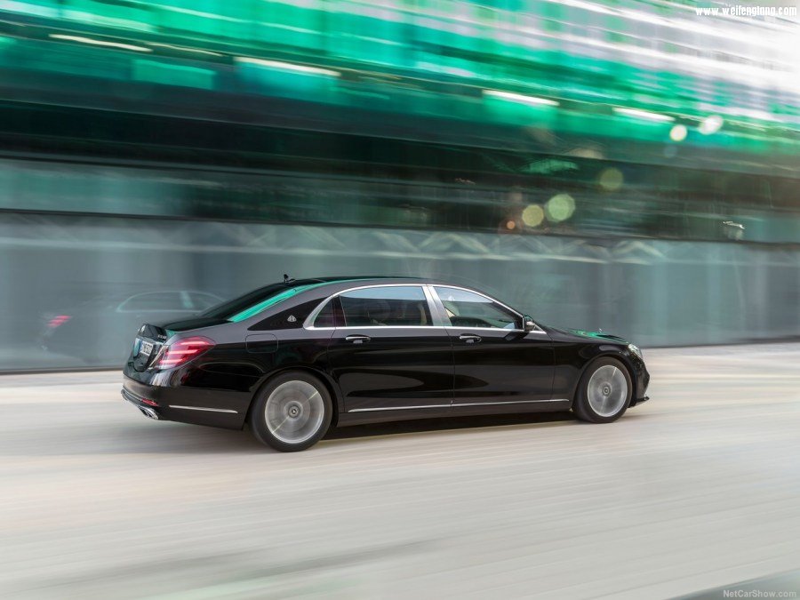 Mercedes-Benz-S-Class_Maybach-2018-1280-06.jpg