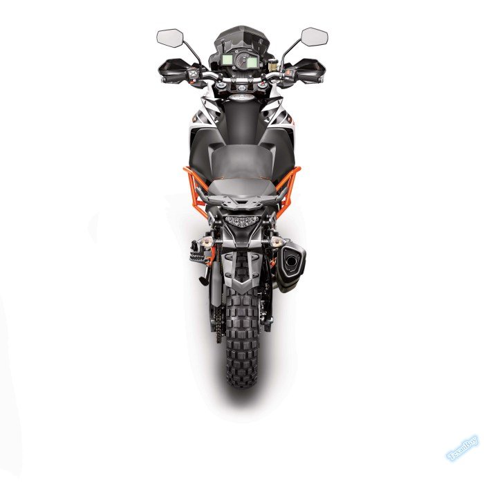 033017-2017-ktm-1090-adventure-r-back.jpg