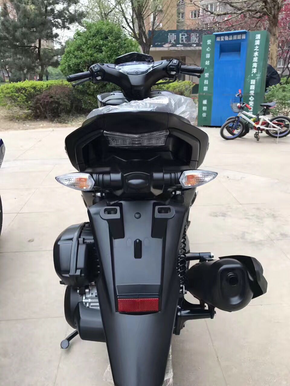 170054gwmmdt2zd2ton9px.JPG