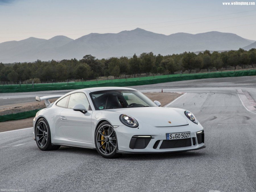 Porsche-911_GT3-2018-1280-09.jpg