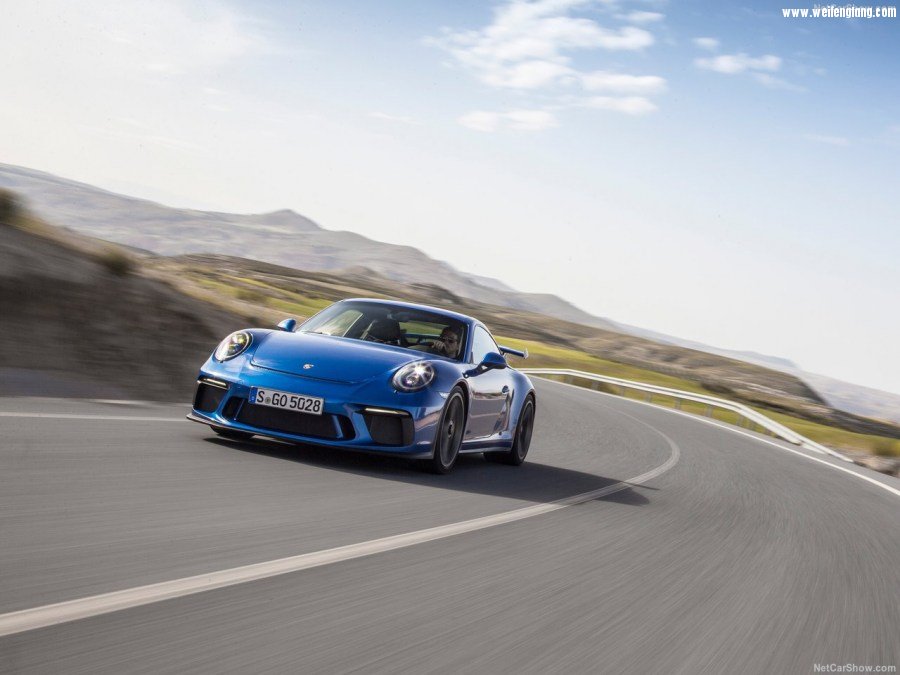 Porsche-911_GT3-2018-1280-2a.jpg