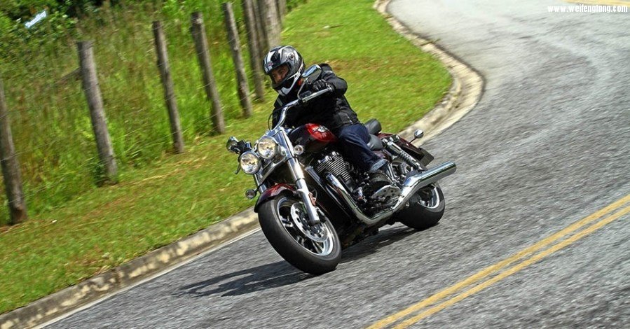 triumph-thunderbird-commander-1423071727008_956x500.jpg