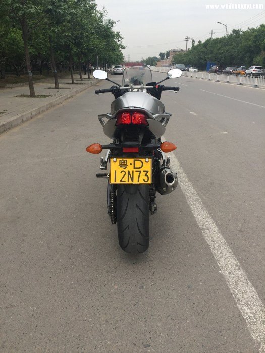 fz1s 2.jpg