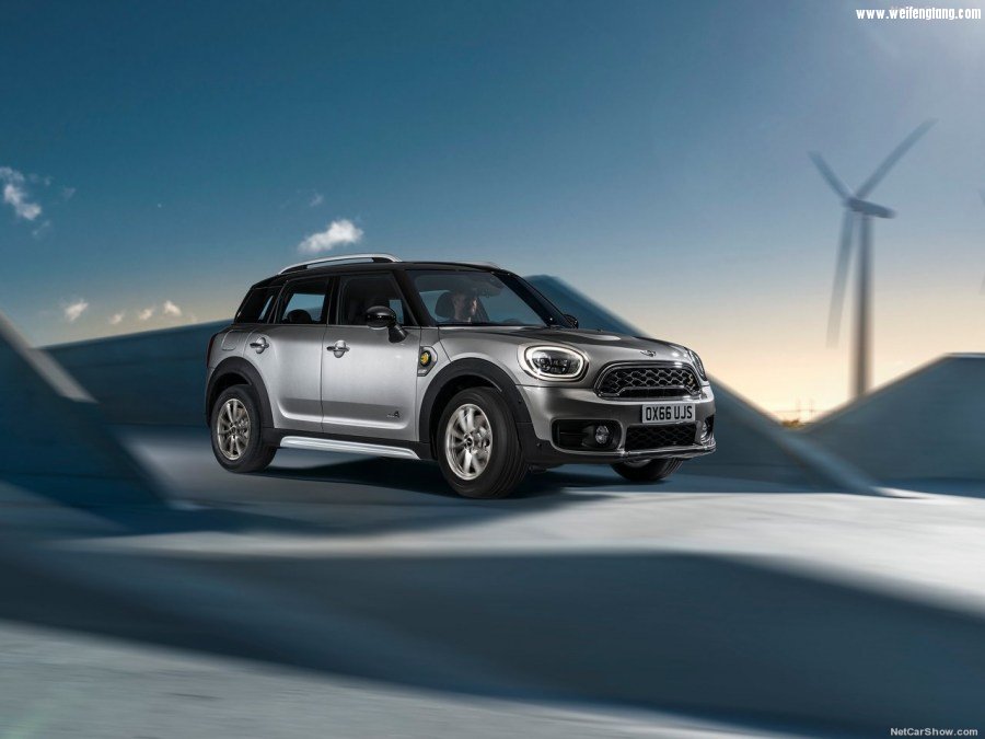 Mini-Countryman_Plug-in_Hybrid-2017-1280-0c.jpg