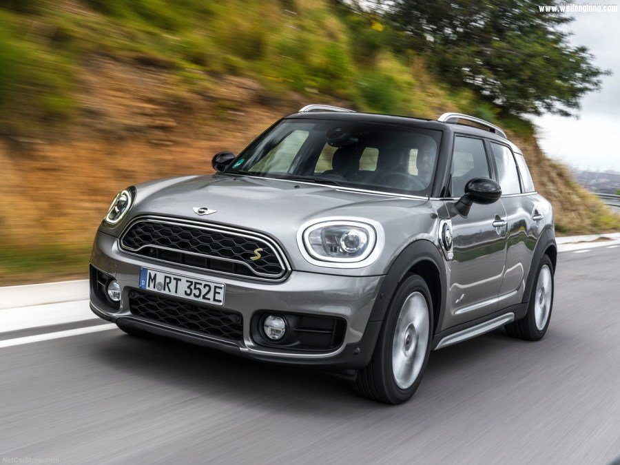 Mini-Countryman_Plug-in_Hybrid-2017-1280-28.jpg