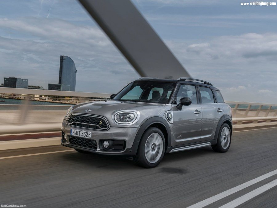 Mini-Countryman_Plug-in_Hybrid-2017-1280-2b.jpg