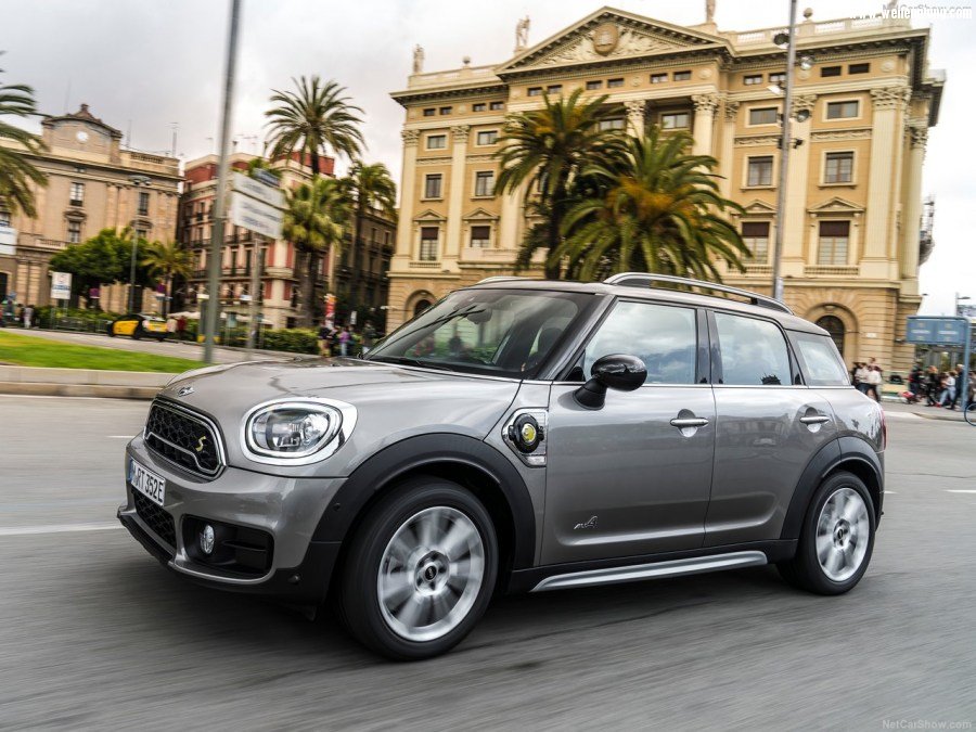 Mini-Countryman_Plug-in_Hybrid-2017-1280-3c.jpg