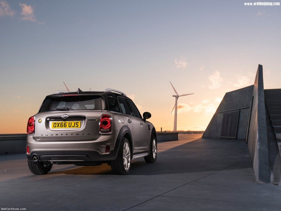 Mini-Countryman_Plug-in_Hybrid-2017-1280-64.jpg