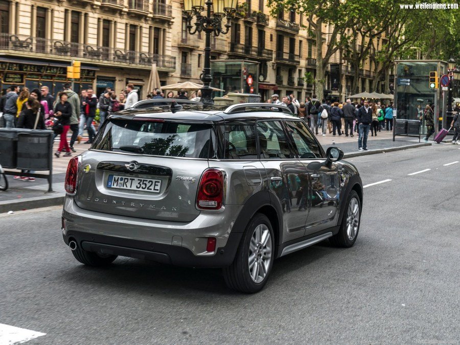 Mini-Countryman_Plug-in_Hybrid-2017-1280-74.jpg