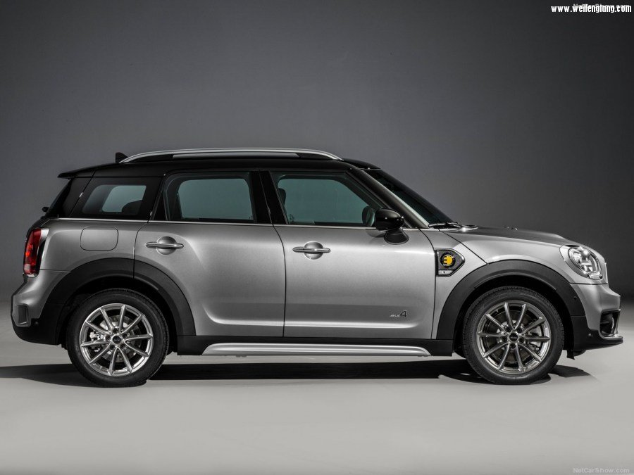 Mini-Countryman_Plug-in_Hybrid-2017-1280-7b.jpg