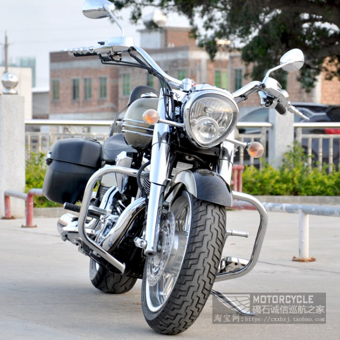 15款雅马哈午夜之星1900金色 (1)改.jpg