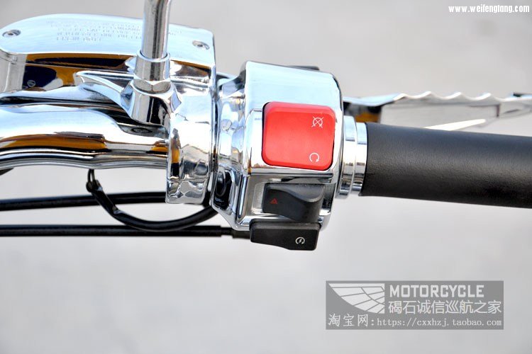 15款雅马哈午夜之星1900金色 (11)改.jpg