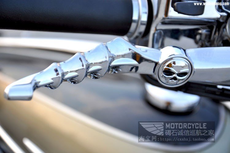 15款雅马哈午夜之星1900金色 (26)改.jpg