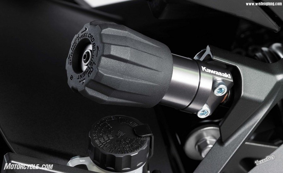 050817-Kawasaki-Ninja-1000-ABS-10-2017.jpg