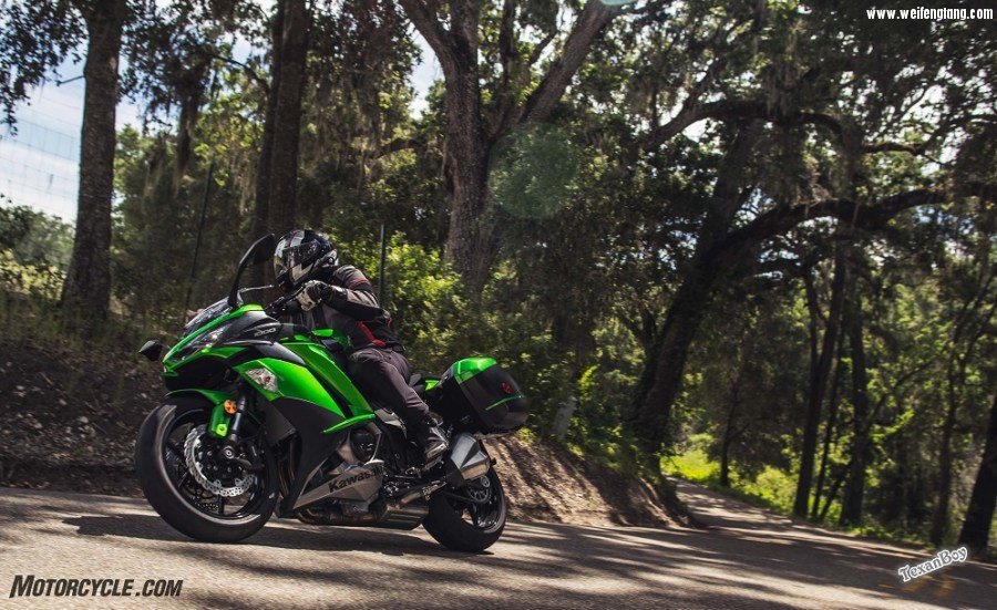 050817-Kawasaki-Ninja-1000-ABS-02-2017.jpg