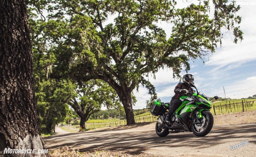 050817-Kawasaki-Ninja-1000-ABS-09-2017.jpg