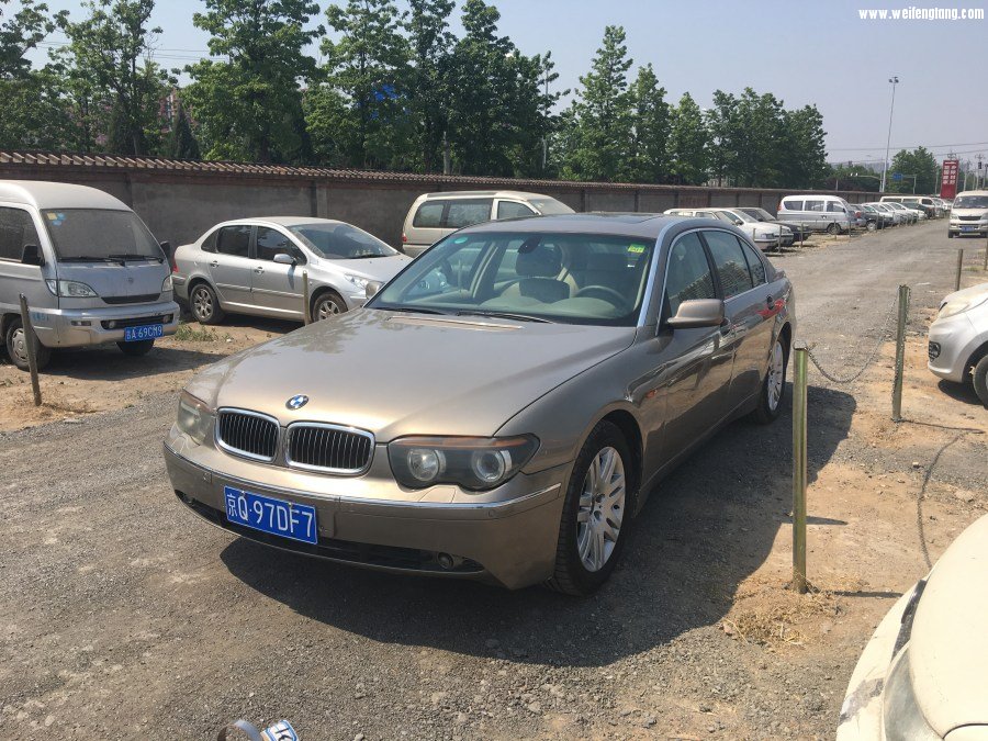 京牌04年宝马七系740Li