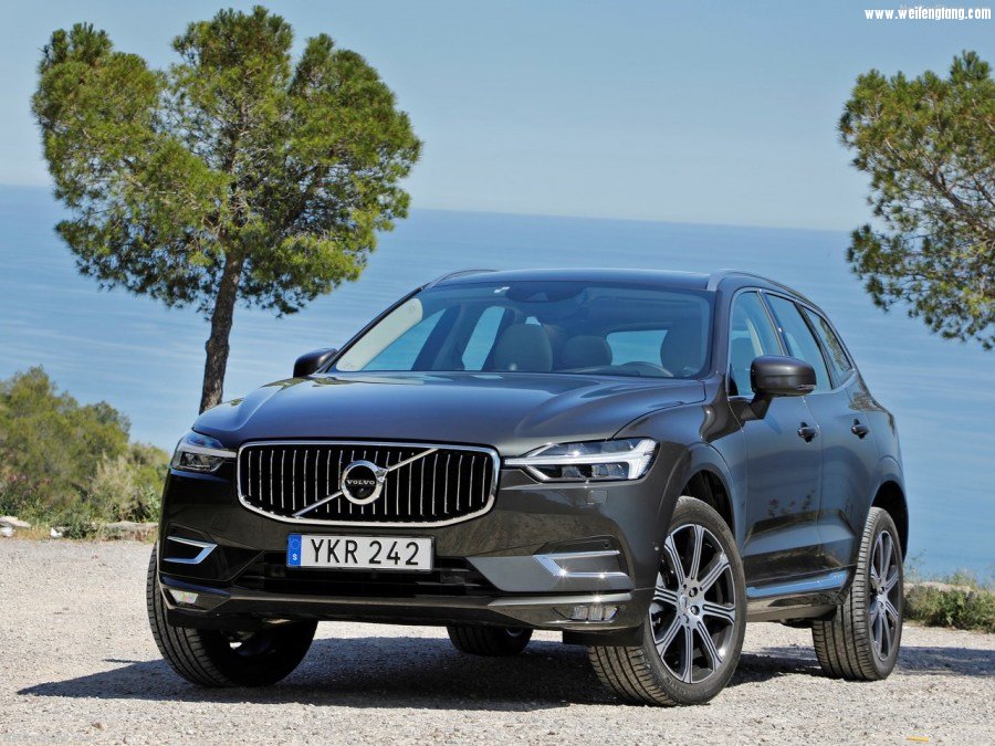 Volvo-XC60-2018-1280-01.jpg