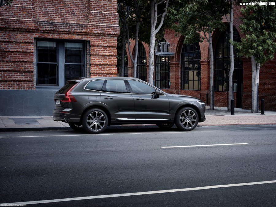Volvo-XC60-2018-1280-27.jpg