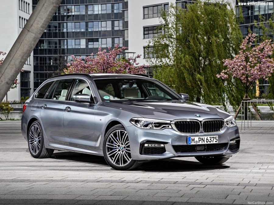 BMW-5-Series_Touring-2018-1280-08.jpg