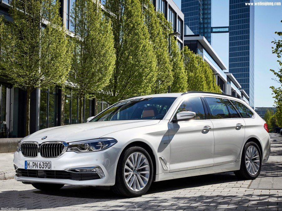BMW-5-Series_Touring-2018-1280-0a.jpg