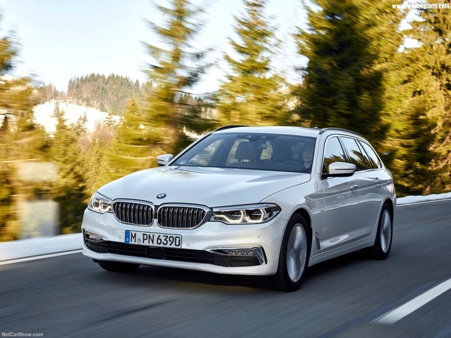 BMW-5-Series_Touring-2018-1280-27.jpg