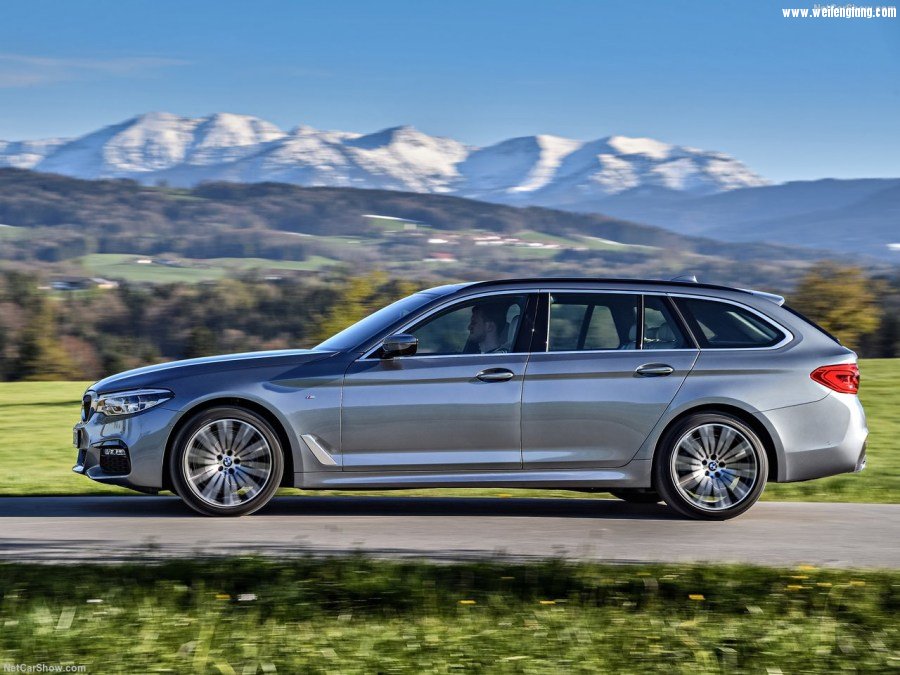 BMW-5-Series_Touring-2018-1280-2e.jpg