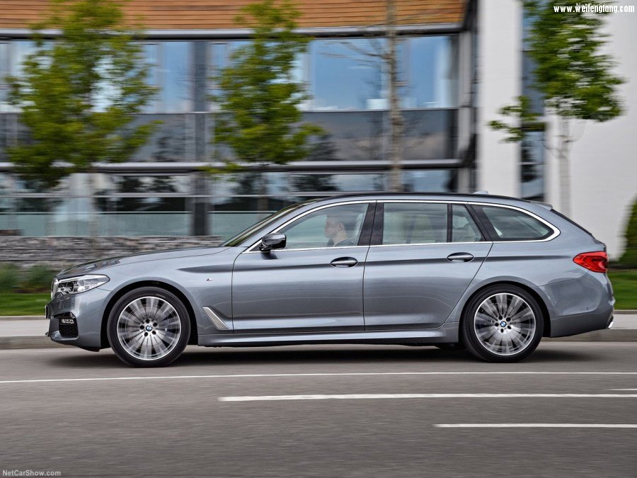 BMW-5-Series_Touring-2018-1280-33.jpg