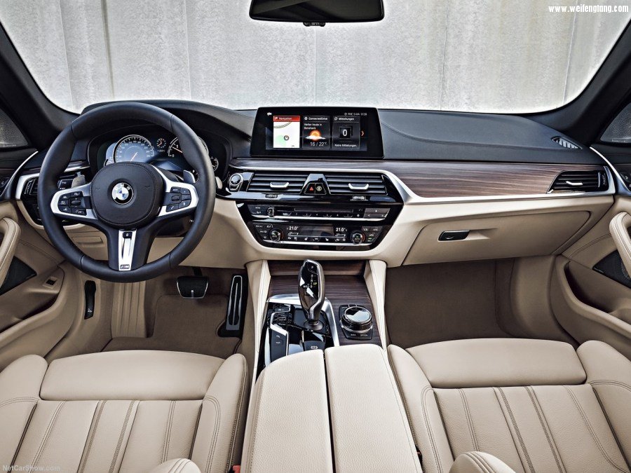 BMW-5-Series_Touring-2018-1280-67.jpg