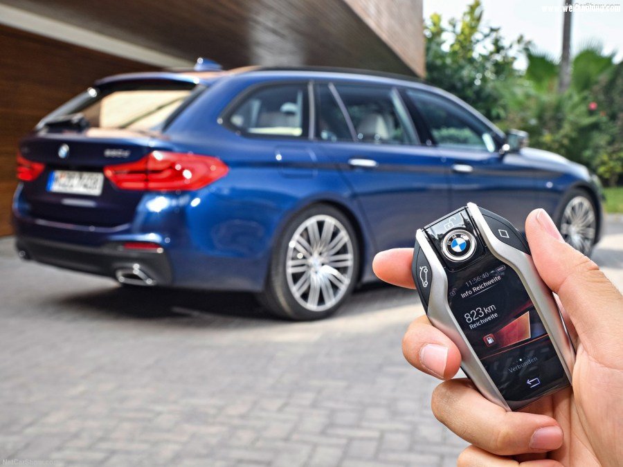 BMW-5-Series_Touring-2018-1280-b0.jpg